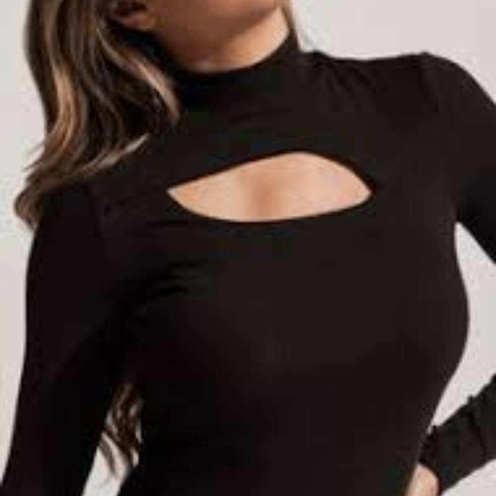 Unlabeled Ribbed Mock Neck Cutout Top Black Women’s S/M NWOT Dark Sexy